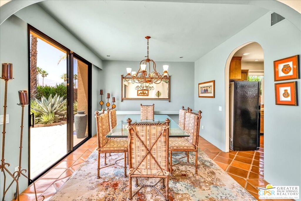 MLS #25612891PS image #25