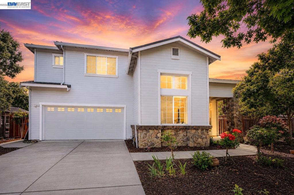 1183 Vintner Pl.