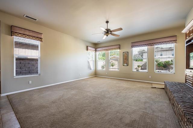 387 MELBOURNE GLN, Escondido CA: https://media.crmls.org/mediaz/3651fdc9-f7c9-4913-a0bc-2c7c429f7bfe.jpg
