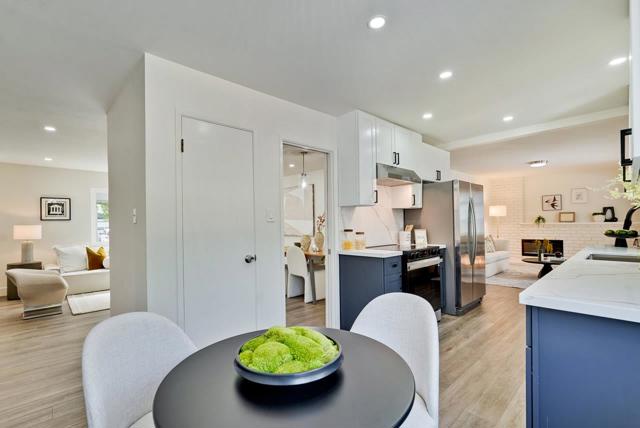 10211 E Estates Drive, Cupertino CA: https://media.crmls.org/mediaz/36522658-aacf-4d3a-89c3-d284a8278f73.jpg