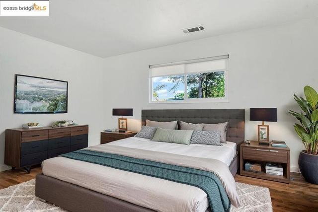 1205 Putnam Street, Antioch CA: https://media.crmls.org/mediaz/3652b00f-ed96-4b1e-bc57-d7fe4dedc6be.jpg