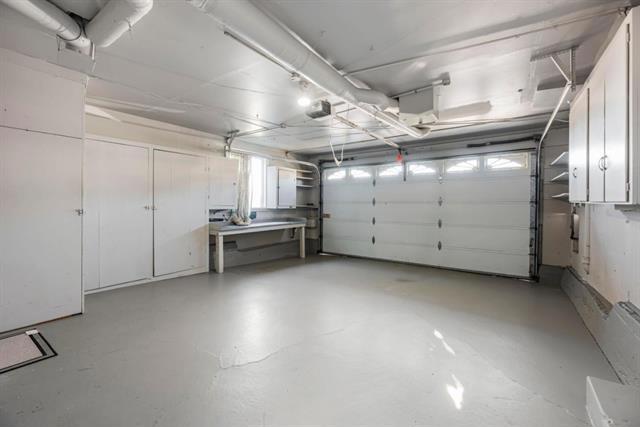 20 Queen Anne Court, Millbrae CA: https://media.crmls.org/mediaz/365300ef-263f-4b0c-9be4-b84212ff781d.jpg