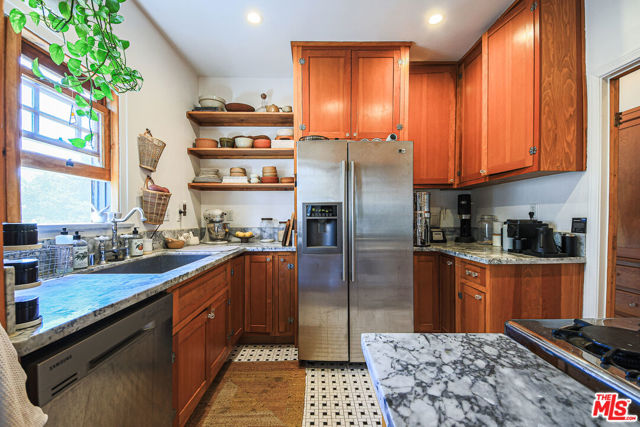 132 N Avenue 57, Los Angeles CA: https://media.crmls.org/mediaz/3653dcae-1758-43a4-a945-9f70280ac6fc.jpg