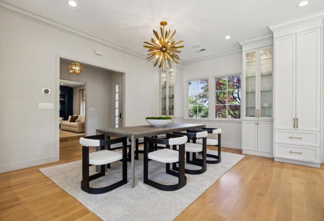 748 Jacaranda Circle, Hillsborough CA: https://media.crmls.org/mediaz/365413e6-868b-48d4-b160-62edc2303cfc.jpg