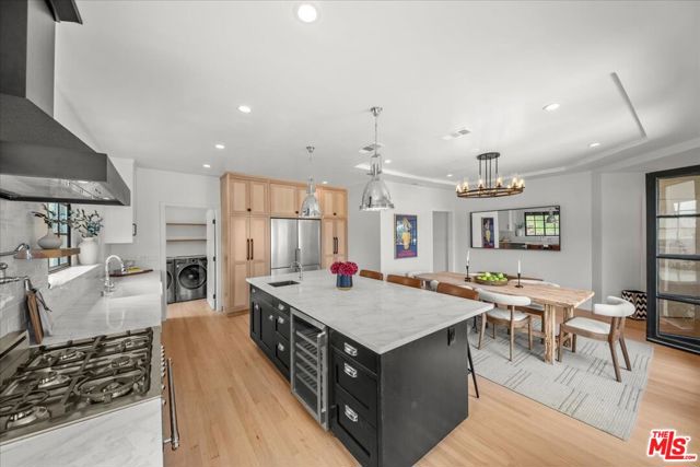 1663 S Ogden Drive, Los Angeles CA: https://media.crmls.org/mediaz/36592416-53ef-47ae-b510-5a767cd18b39.jpg