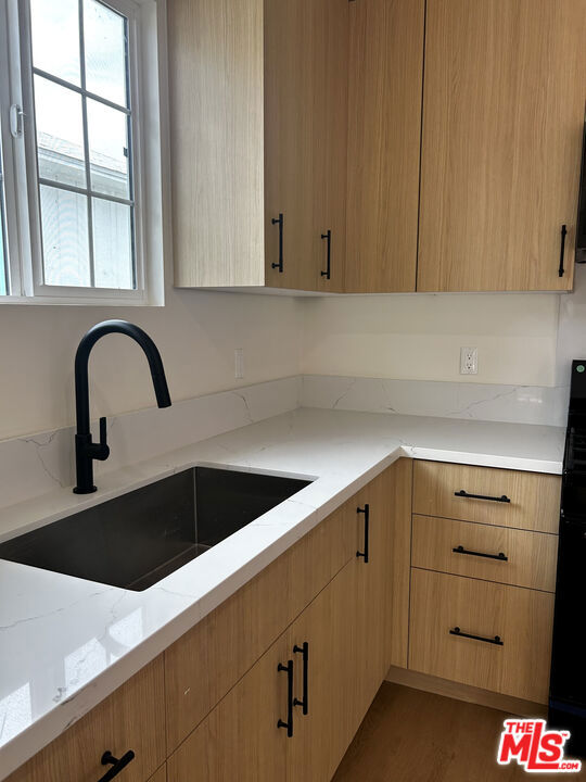 4232 Sunnyslope Ave, Sherman Oaks CA: https://media.crmls.org/mediaz/36593015-cb54-4a8b-8631-c4880ca4a6d4.jpg