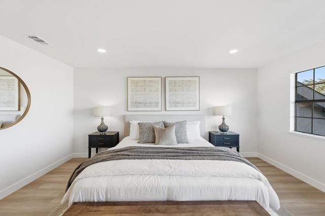 370 Burning Tree Court, Half Moon Bay CA: https://media.crmls.org/mediaz/3659b3c2-aa76-4d81-931a-cb4edc7c873e.jpg