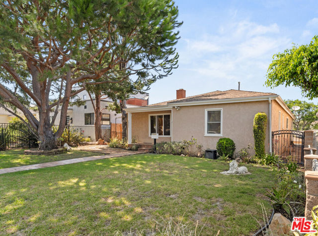 2923 Urban Avenue photo 4
