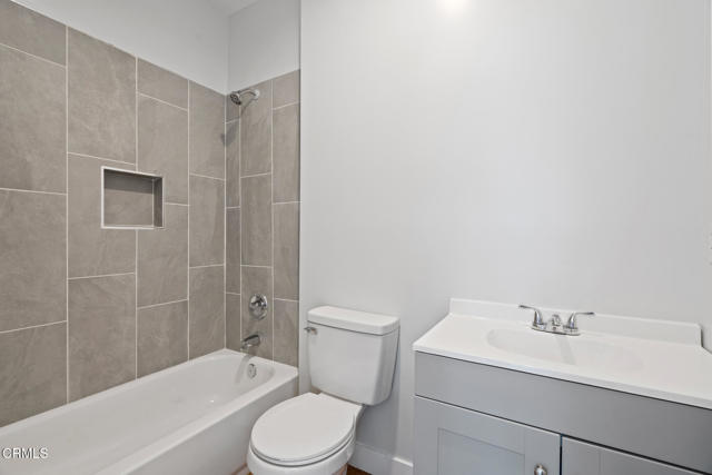 Detail Gallery Image 22 of 31 For 300 E Alhambra Rd a,  Alhambra,  CA 91801 - 2 Beds | 3 Baths