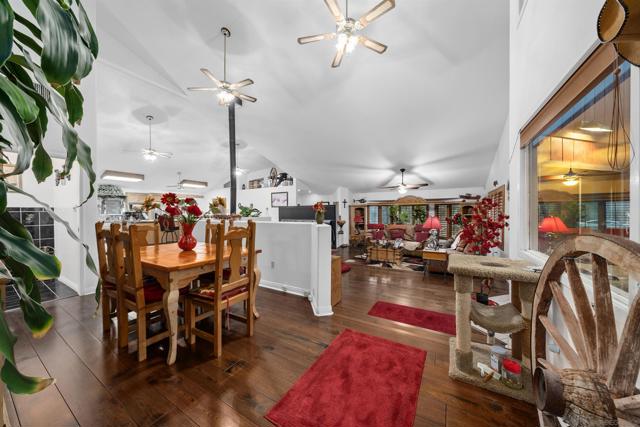 2410 Mount Elena Way, Jamul CA: https://media.crmls.org/mediaz/365b6d49-33c8-4293-87f2-c7e42396610b.jpg