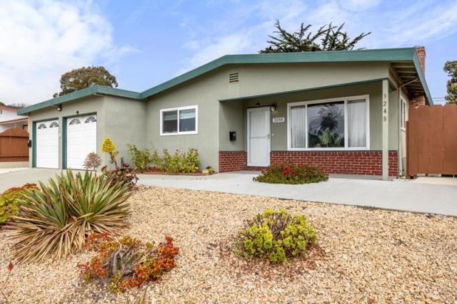 3248 Fitzgerald Circle, Marina CA: https://media.crmls.org/mediaz/365c013e-4912-427a-9dc8-164c27d7a6bb.jpg