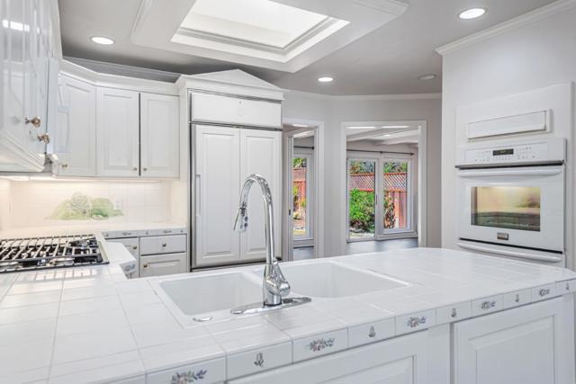 329 Castenada Drive, Millbrae CA: https://media.crmls.org/mediaz/365c55eb-08fb-4bac-b9db-cc79c096fa99.jpg