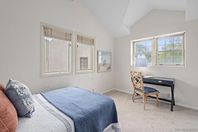 717 C Ave, Coronado CA: https://media.crmls.org/mediaz/365cddb0-0216-474e-8643-bb5399054ee1.jpg