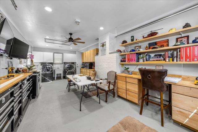 221 Tapadero Street, Salinas CA: https://media.crmls.org/mediaz/365d3226-faee-4aa8-86dc-c80e23f4dfc8.jpg