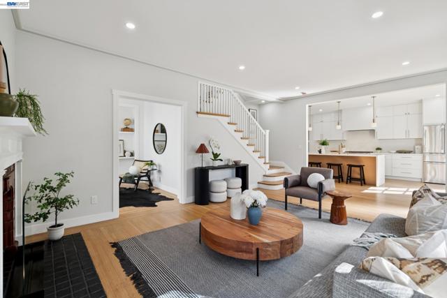 Image 7 of 45 For 800 Trestle Glen Rd