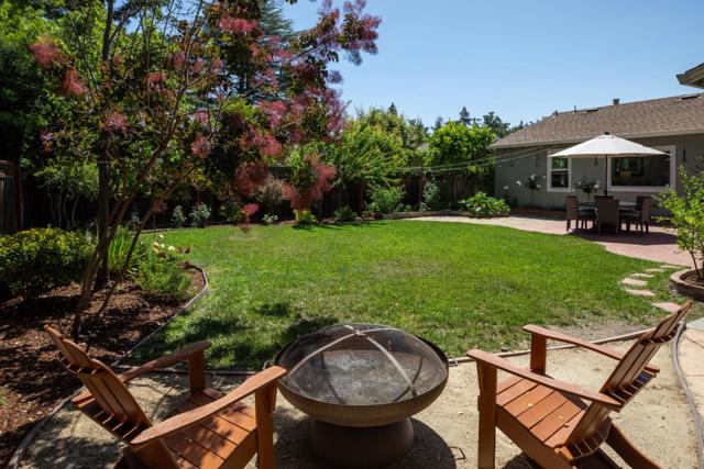 481 San Luis Avenue, Los Altos CA: https://media.crmls.org/mediaz/365dec9c-ae62-4d96-abdc-c7eec01a5e4e.jpg