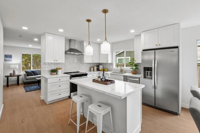 1575 Acacia Way, Morgan Hill CA: https://media.crmls.org/mediaz/365eca1e-a310-4d65-986b-2b179a950d71.jpg