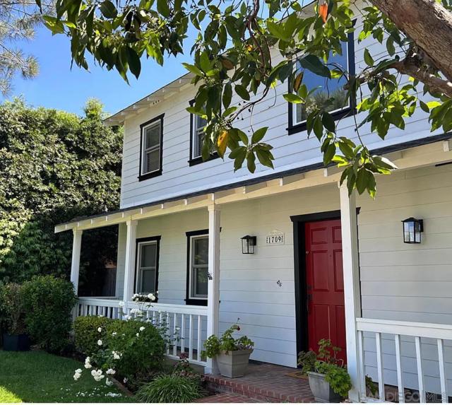 1709 Somerset Ave, Cardiff by the Sea CA: https://media.crmls.org/mediaz/365eebd9-2c56-45aa-9f8c-51f724d1dea5.jpg
