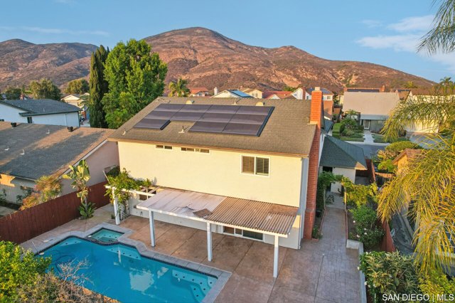7270 Rondel CT, San Diego CA: https://media.crmls.org/mediaz/365f0ef8-3bbc-4f3a-825f-4534b1e2ef2c.jpg