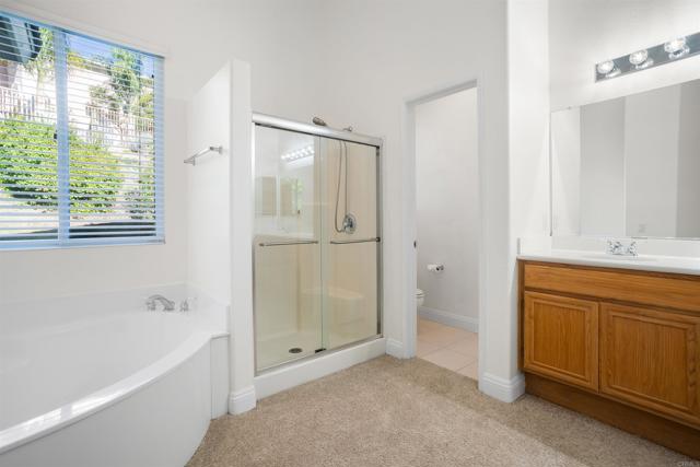 Detail Gallery Image 27 of 48 For 1 Corte Rossa, Lake Elsinore,  CA 92532 - 4 Beds | 2/1 Baths