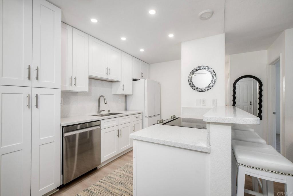 1810 El Camino Real - photo 4