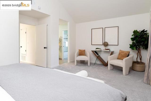 311 Channing Way, Alameda CA: https://media.crmls.org/mediaz/3662ed9a-95c6-4ef9-8324-294aa86ab2d6.jpg