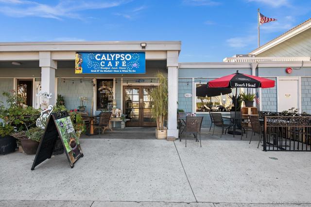 9 Catpaw Cape, Coronado CA: https://media.crmls.org/mediaz/36636760-dd82-4773-9c5a-cc9c41219119.jpg