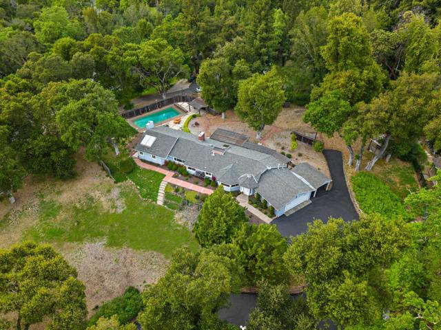 18301 Idylwild Road, Los Gatos CA: https://media.crmls.org/mediaz/366394e0-65c6-43e2-a7ae-9f1ffb9fefc9.jpg