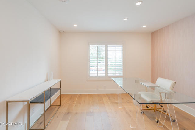 2653 Via Zurita Ct-26