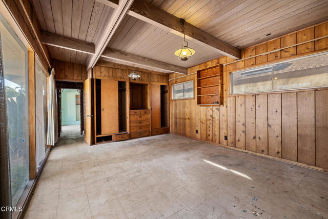 Detail Gallery Image 10 of 15 For 630 W Roderick Ave, Oxnard,  CA 93030 - 3 Beds | 2 Baths