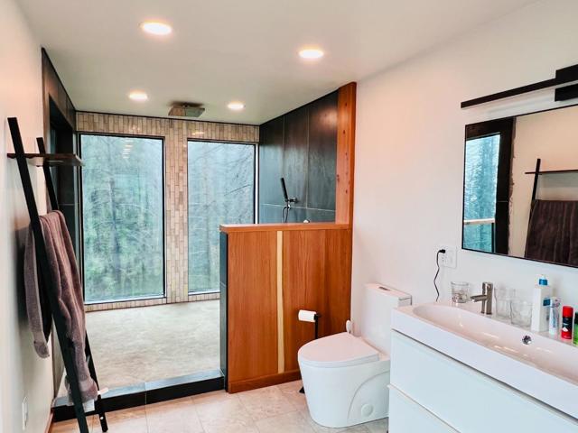 518 Container Way, Boulder Creek CA: https://media.crmls.org/mediaz/3664887b-e147-488a-987b-42f45a196f0d.jpg
