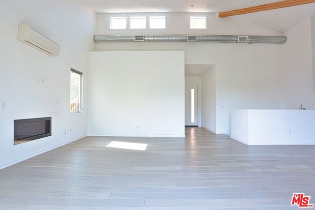 2068 Cerro Gordo Street, Los Angeles CA: https://media.crmls.org/mediaz/36649a84-9549-4fdc-b7b5-9f3357234ae6.jpg