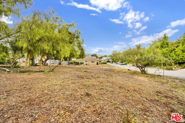 28461 Driver Avenue, Agoura Hills CA: https://media.crmls.org/mediaz/36650785-9b59-4564-a00f-8216e39048d7.jpg