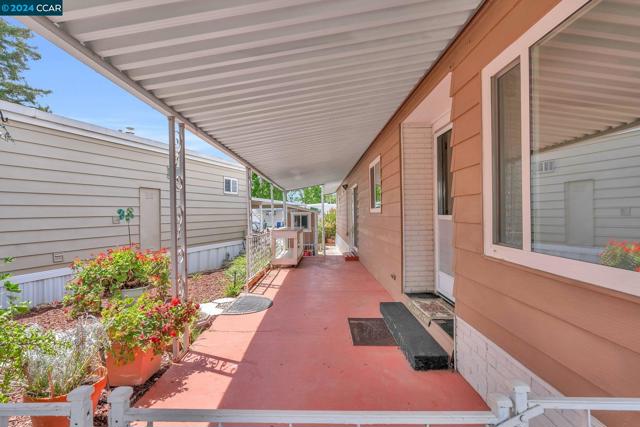 1053 Peralta Road, Concord, California 94520, 2 Bedrooms Bedrooms, ,2 BathroomsBathrooms,Residential,For Sale,Peralta Road,41060734