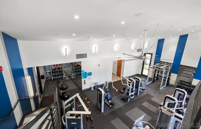 7786 Stylus Dr, San Diego CA: https://media.crmls.org/mediaz/36658139-3c3c-466b-bdf2-f5387c43bc57.jpg