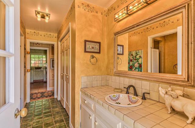 29225 Chualar Canyon Road, Chualar CA: https://media.crmls.org/mediaz/3666b670-ff84-4b59-9e01-e7f359f6b3d5.jpg