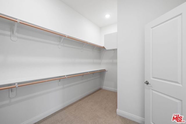 3719 Pathway Court, Bakersfield CA: https://media.crmls.org/mediaz/3666f6d8-b412-48c5-826c-c2fc4289f305.jpg