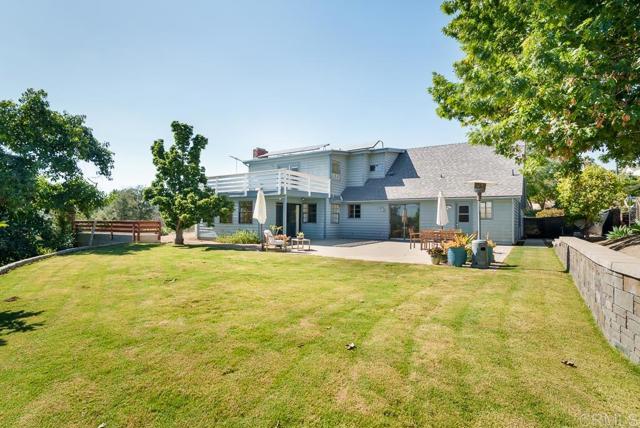 1139 Big Oak Ranch Rd., Fallbrook CA: https://media.crmls.org/mediaz/36671de5-ddfb-4afd-916a-2b112fcb8880.jpg