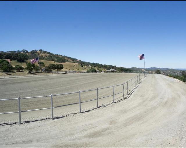 350 San Benancio Road, Salinas CA: https://media.crmls.org/mediaz/3668a07b-eedd-4602-bc71-28f3a7436fab.jpg