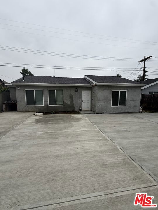 4049 Halldale Avenue