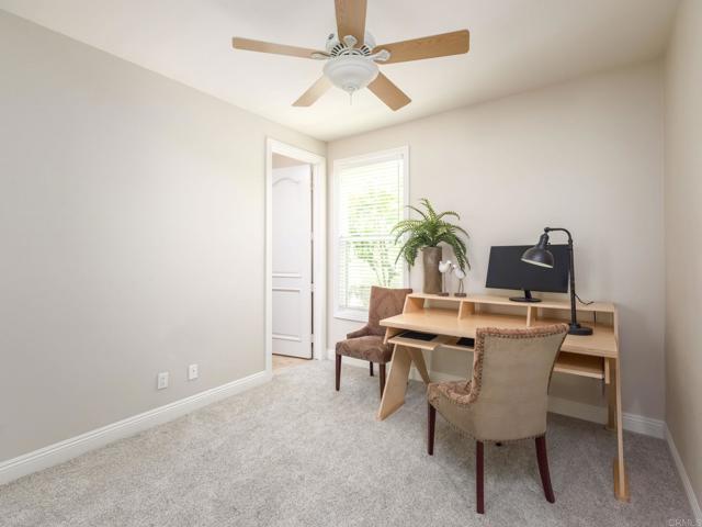 7076 Heron Cir, Carlsbad CA: https://media.crmls.org/mediaz/36697ba8-ce3e-404f-8abb-5d4e5788b270.jpg