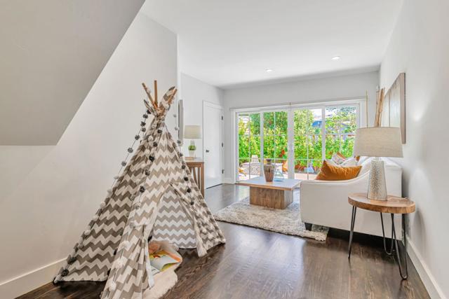 421 Ruby Street, Redwood City CA: https://media.crmls.org/mediaz/3669e60f-5b10-4216-a862-631c211e3da8.jpg
