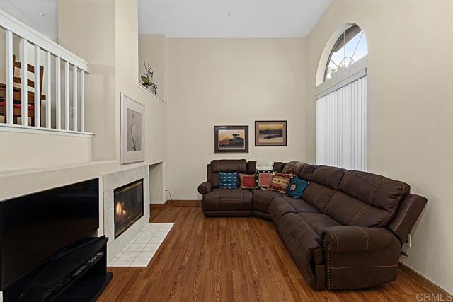 Image 6 of 34 For 10198 Wateridge Circle 157