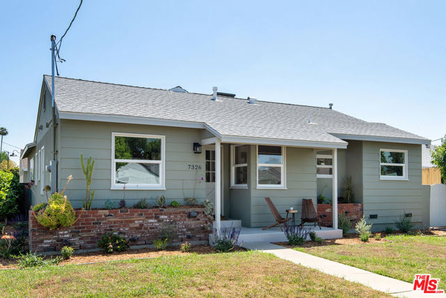 7326 Matilija Ave, Van Nuys, CA 91405