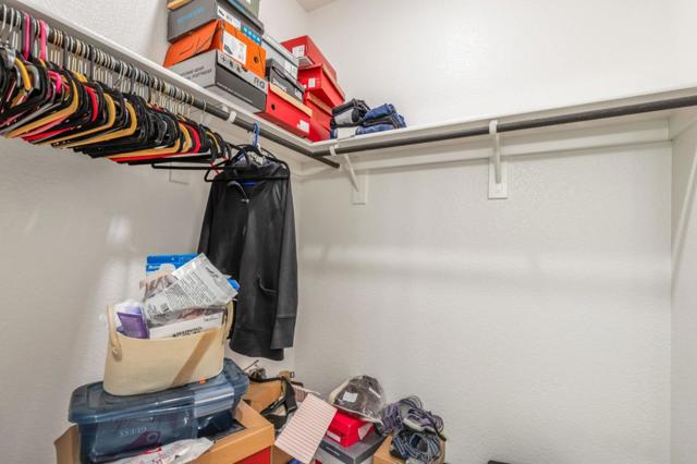 2066 Greenbriar Drive, Los Banos CA: https://media.crmls.org/mediaz/366d6fe0-1ae7-4af8-9dd3-5be2be56ef04.jpg
