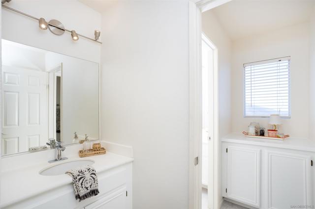 2168 Pointe Parkway, Spring Valley CA: https://media.crmls.org/mediaz/366d9f72-cd80-40ef-a225-fd22fe76e4d5.jpg