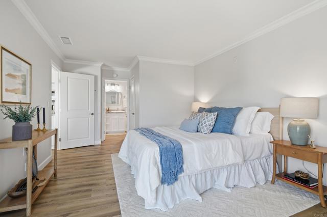 Detail Gallery Image 11 of 26 For 5704 Baltimore #327,  La Mesa,  CA 91942 - 2 Beds | 2 Baths