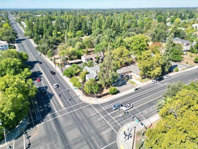 2905 Garfield Avenue, Carmichael CA: https://media.crmls.org/mediaz/366ec5d4-97bf-476a-b935-1c2798d3f52e.jpg