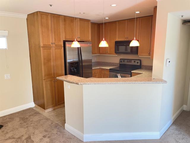 Detail Gallery Image 4 of 32 For 5654 Amaya Dr #146,  La Mesa,  CA 91942 - 2 Beds | 2 Baths