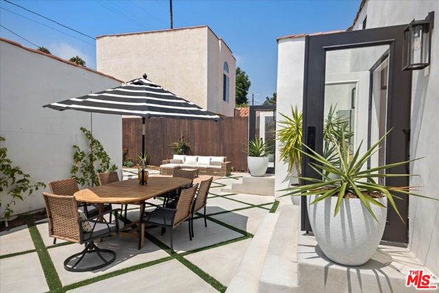 1663 S Ogden Drive, Los Angeles CA: https://media.crmls.org/mediaz/366fc770-c2b4-4cbc-8577-ec12419cd77b.jpg